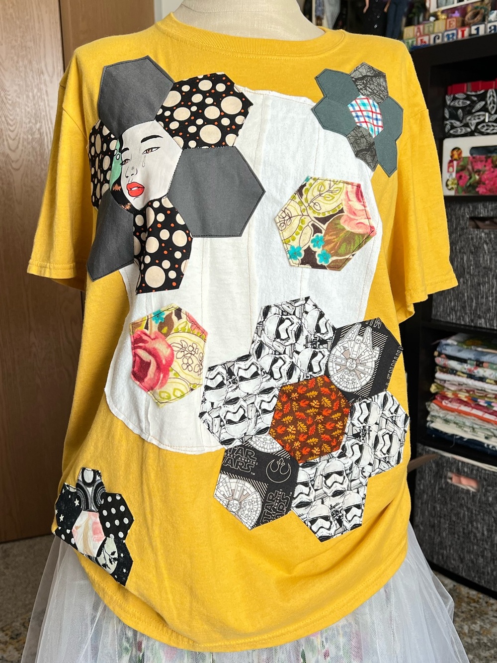Hexie Flowers Panic Tee Shirt - Picture 3 of 14